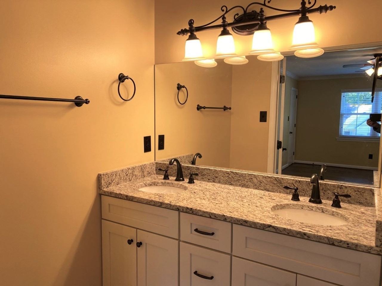 2608 Bridlewood Cir - Photo 7 of 13