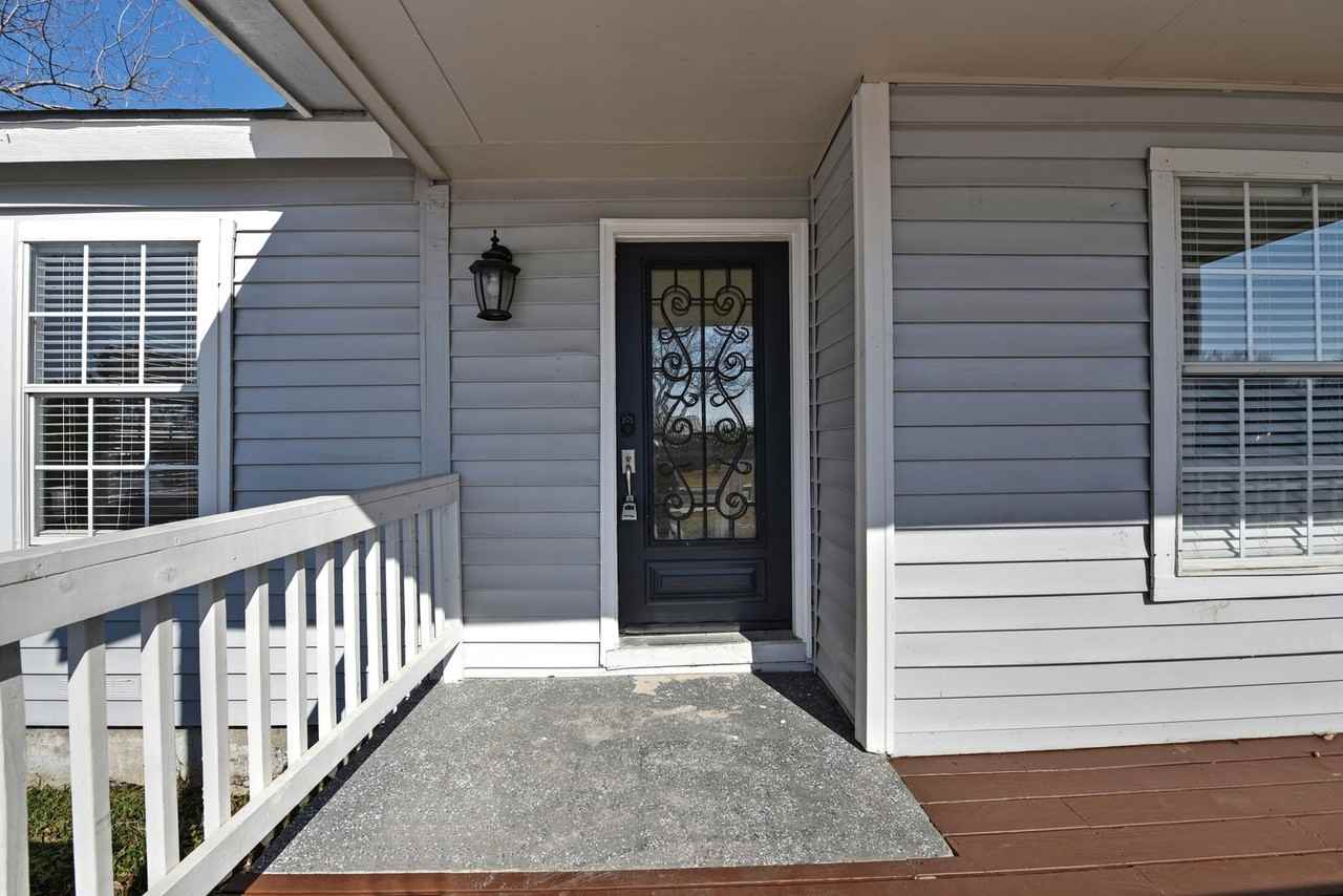 623 Clower - Photo 3 of 49