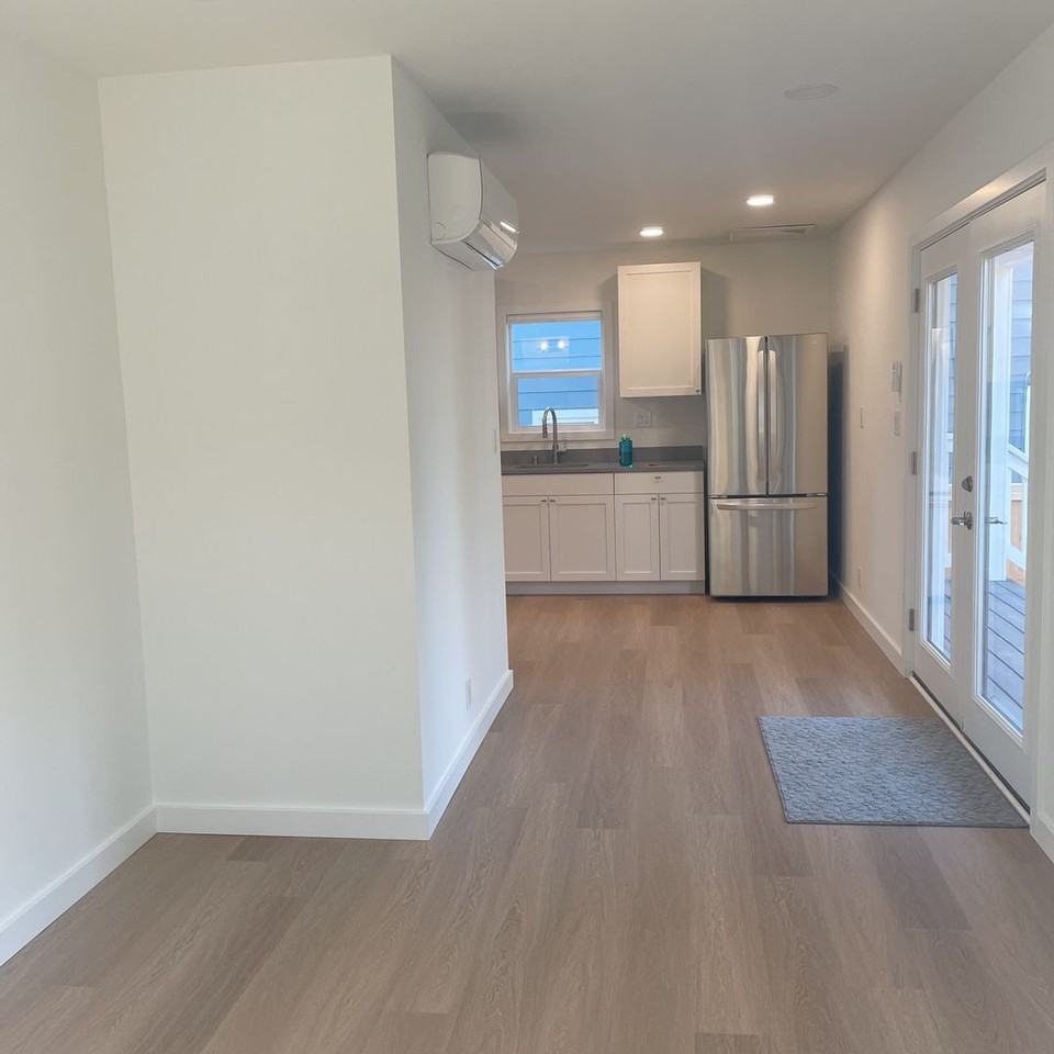 8522 19th Ave Nw - Photo 4 of 28