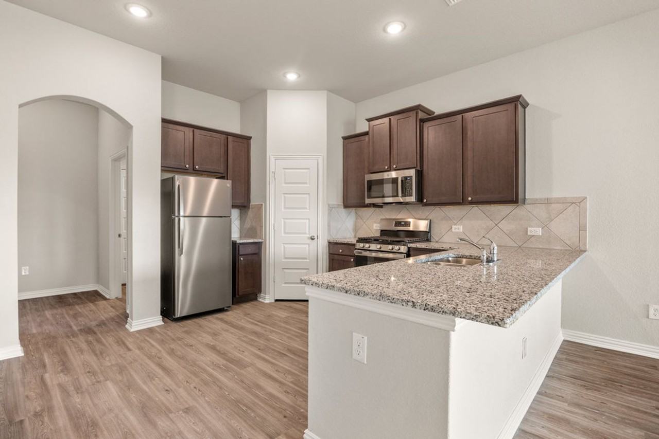 5514 Cibolo Pass - Photo 5 of 17