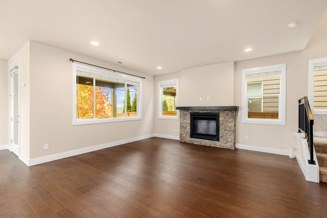 22418 43rd Dr Se - Photo 3 of 19