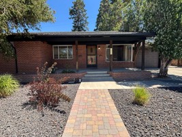 featured image of 1090 Robin St