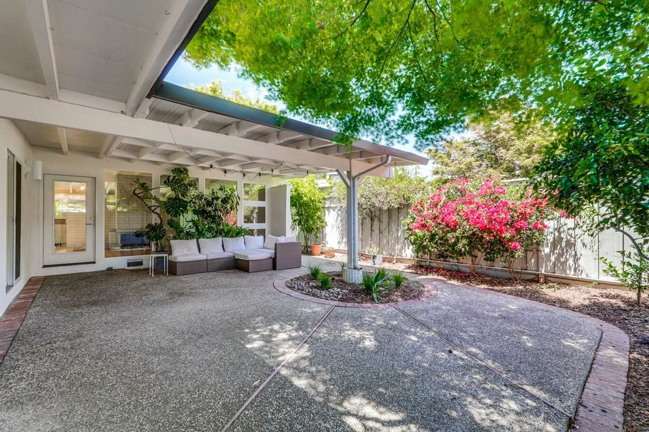 140 Hamilton Ave - Photo 2 of 26