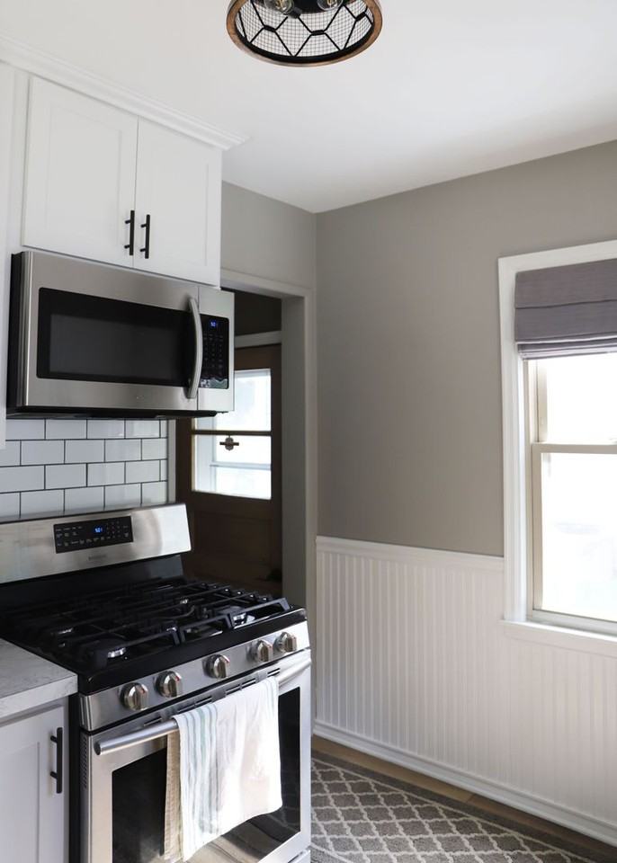 6510 Cedar Lake Rd S - Photo 3 of 16