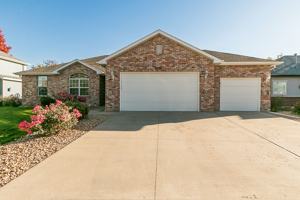 featured image of 6708 Sage Ave