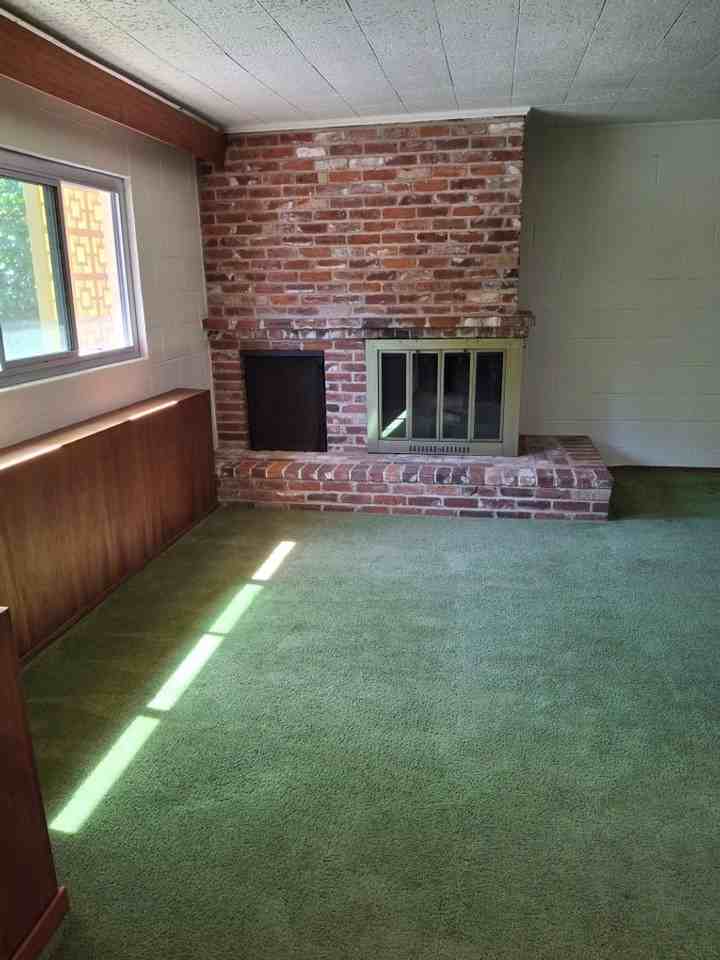 4500 Hillview Way - Photo 5 of 8