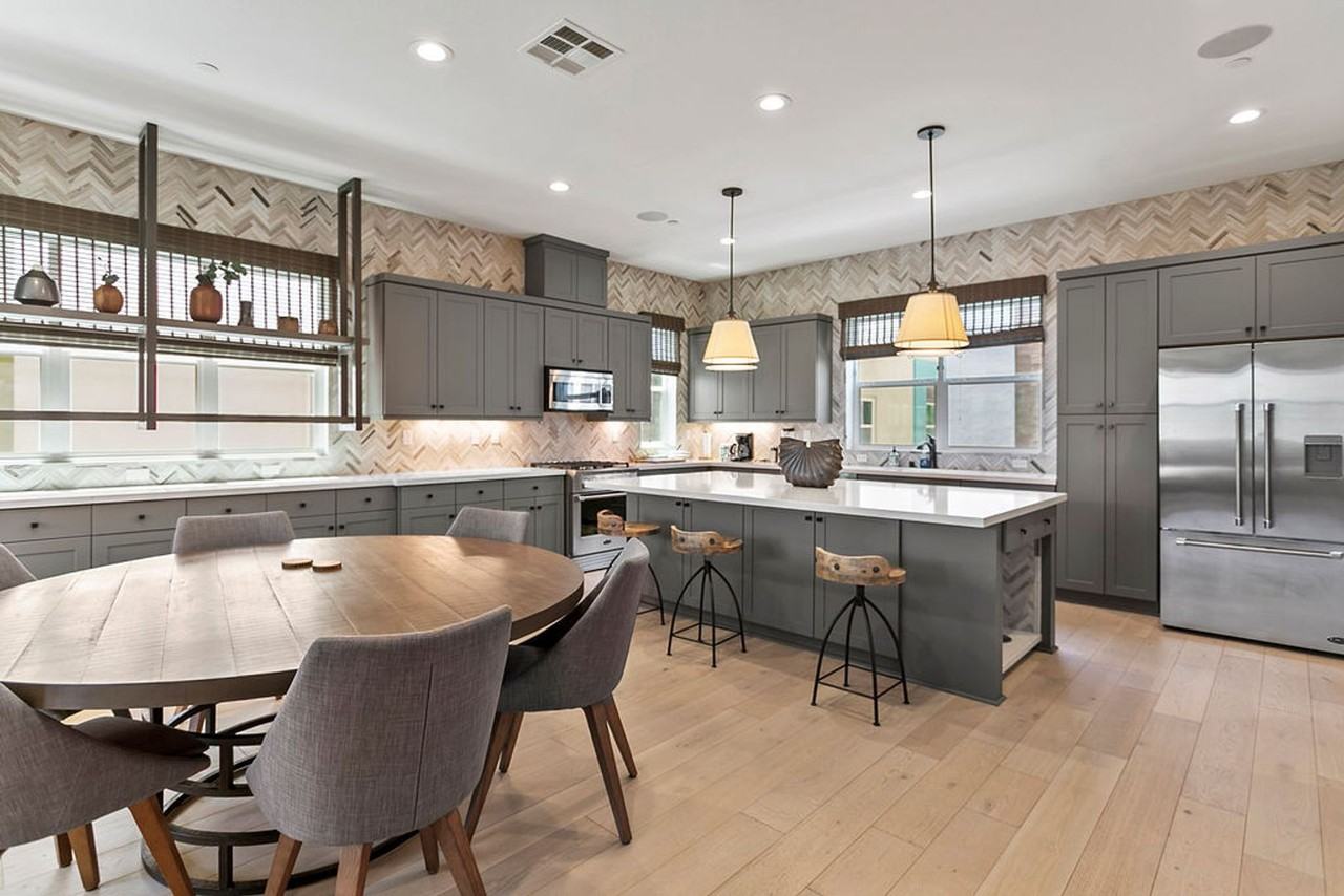 949 E Mason Ln #73 - Photo 2 of 32