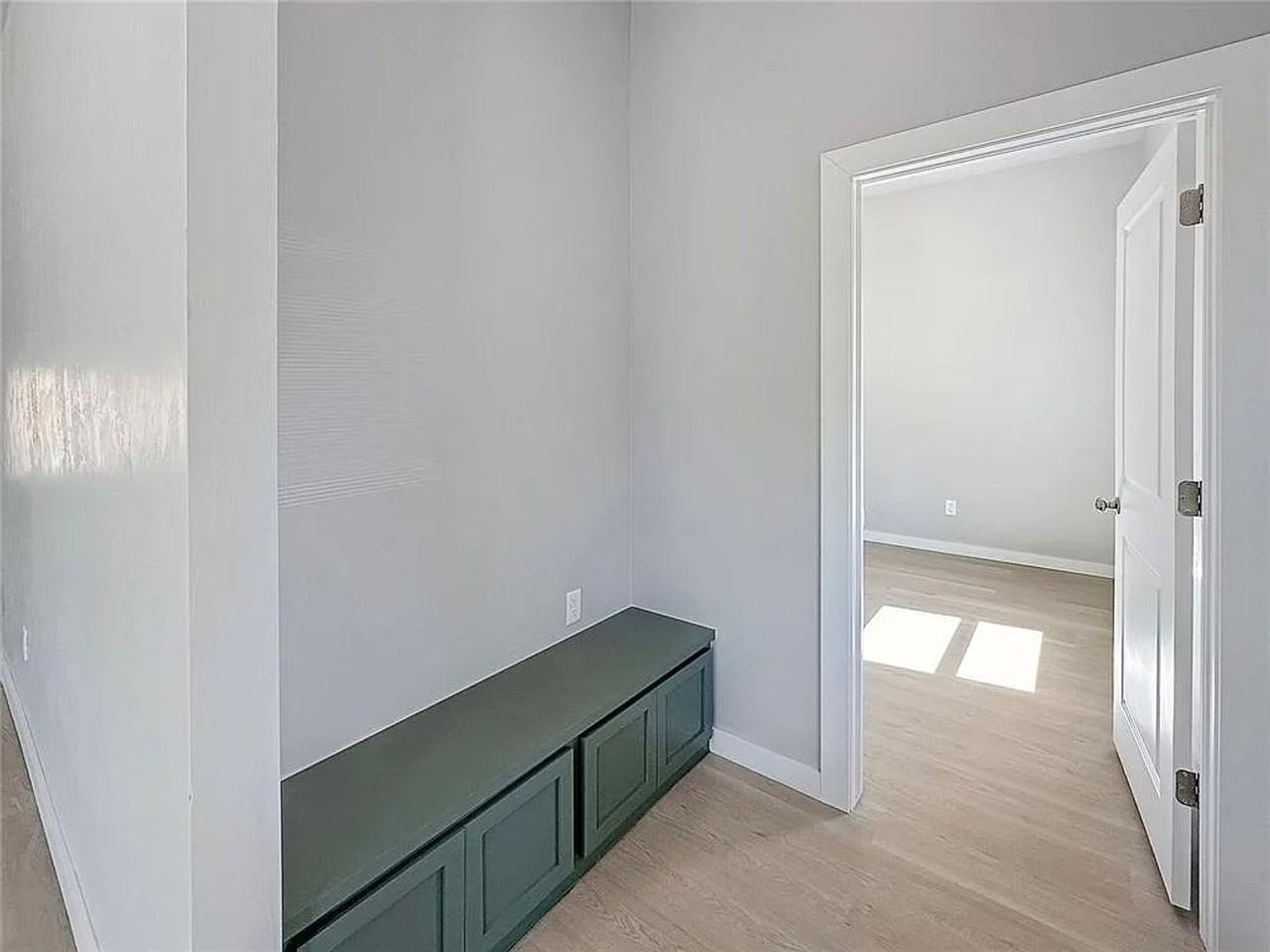 201 Sw 17th St - Photo 5 of 14