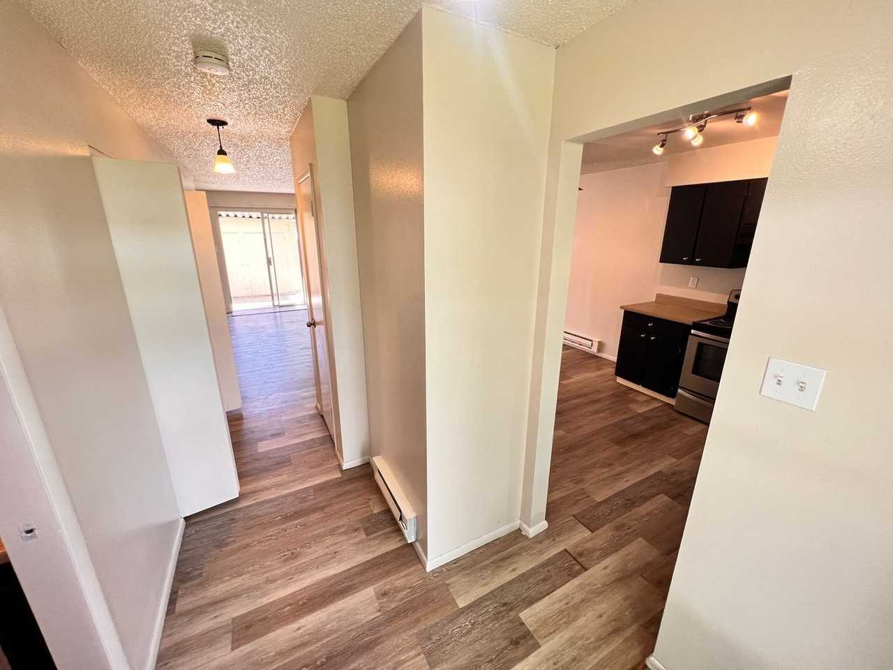 423 Smithridge Park - Photo 3 of 17