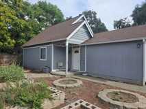 731 Sw Laurel St - Photo 1 of 1