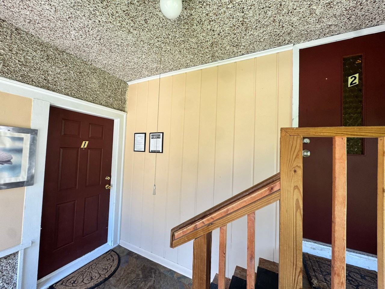 Adorable 1+ Bedroom in Nokomis Available Now! - Photo 3 of 4