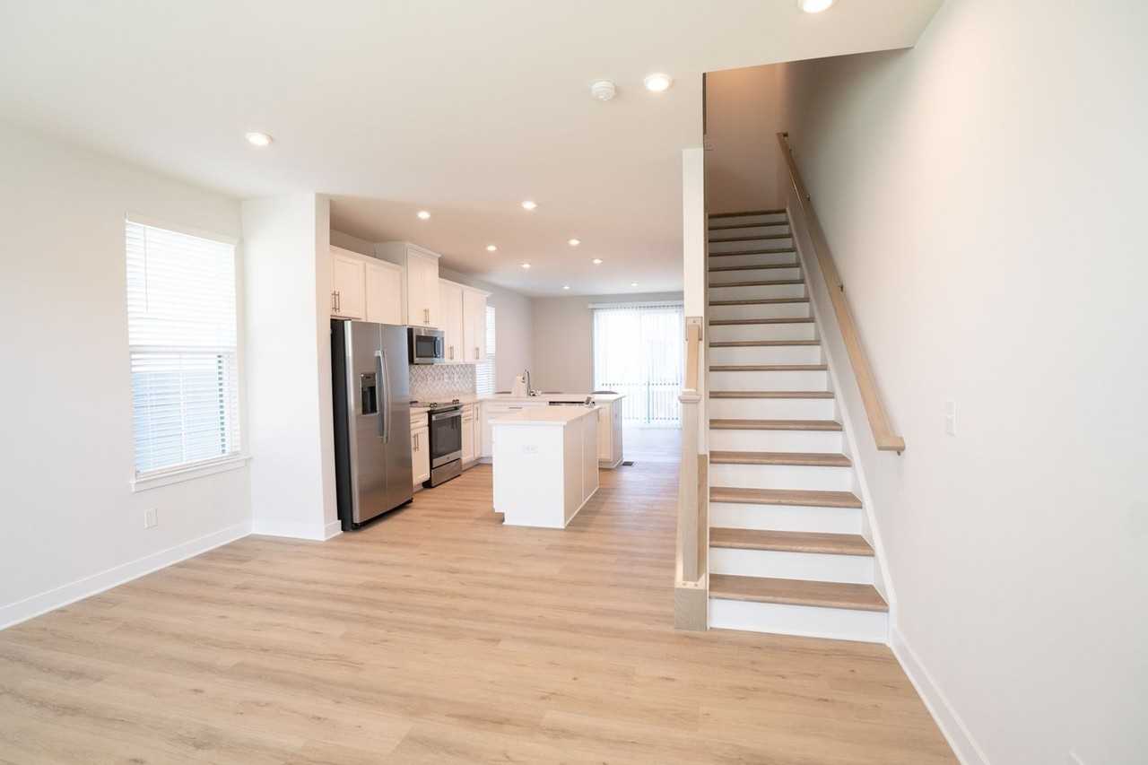 3201 Coquina Ln
