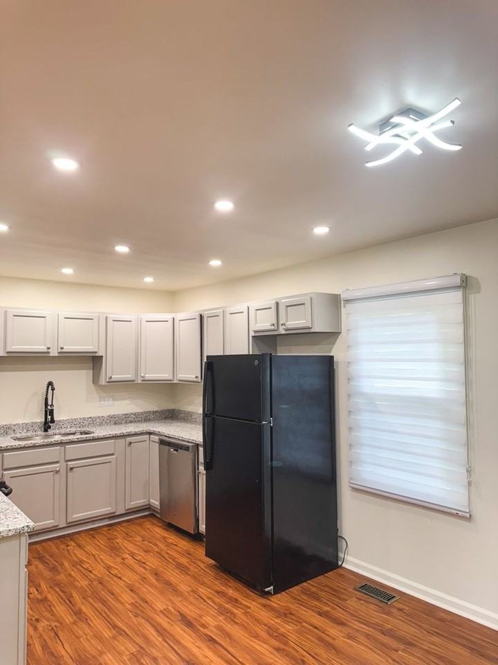 2801 Wedgefield Dr - Photo 6 of 25