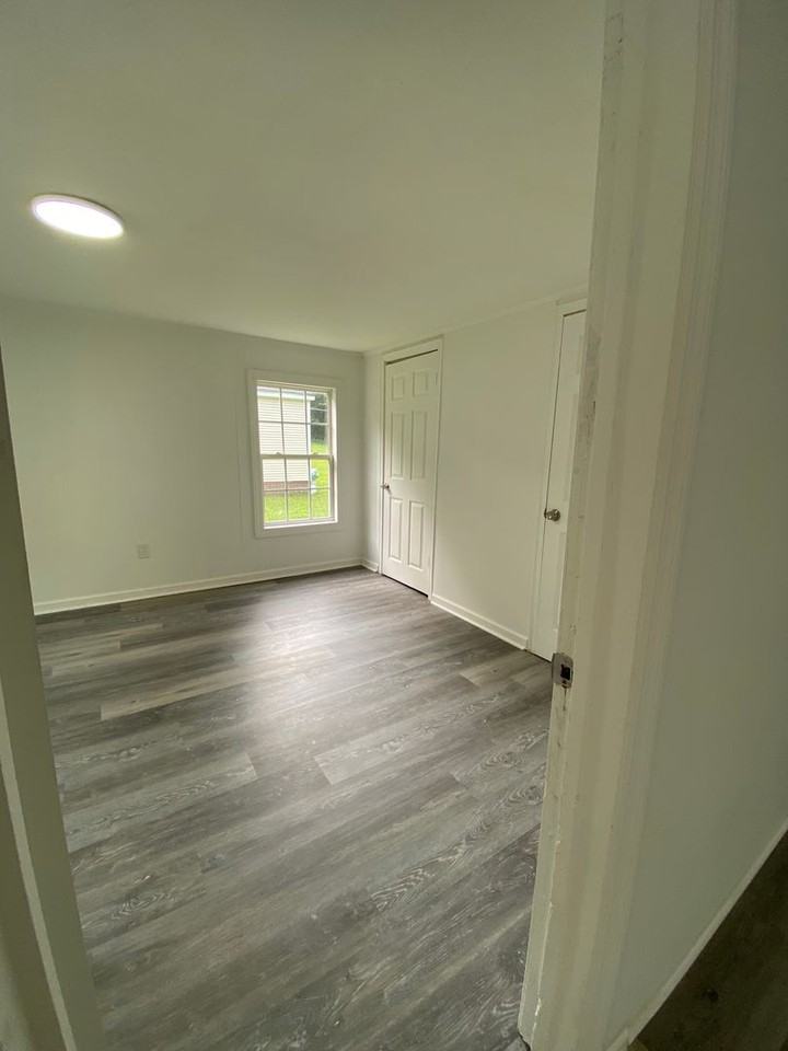 2334 Old Blackmon Ln - Photo 4 of 10