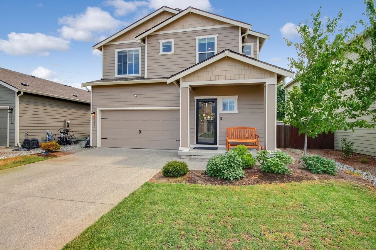 12215 315th Ave Se - Photo 2 of 22