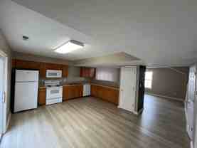 300 W Riley Dr - Photo 1 of 1
