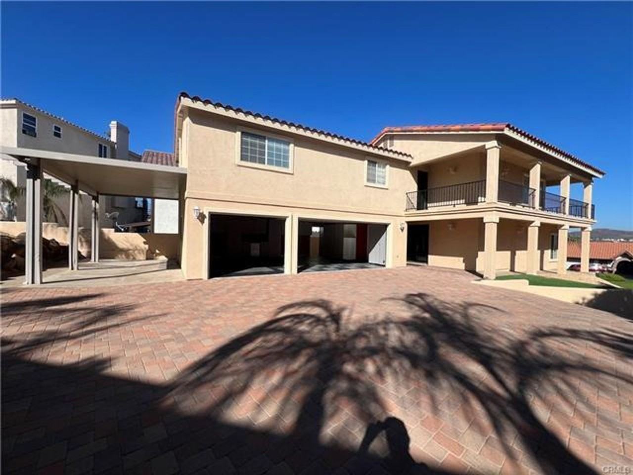 22157 Loch Lomond Dr - Photo 2 of 26