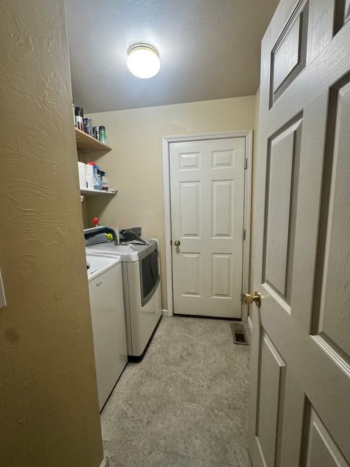 78 Shallow Brook Ln - Photo 7 of 19