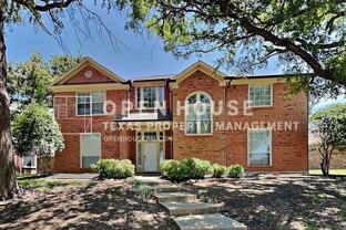 1525 Lakeview Dr - Photo 1 of 1
