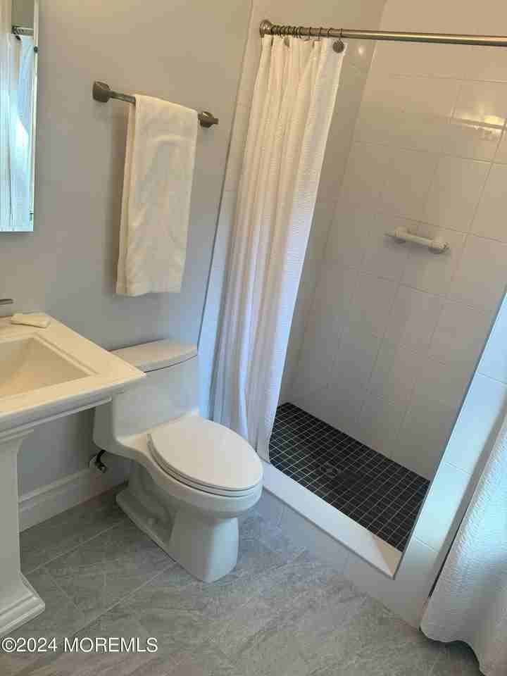 712 Radnor Ave #NA - Photo 2 of 11