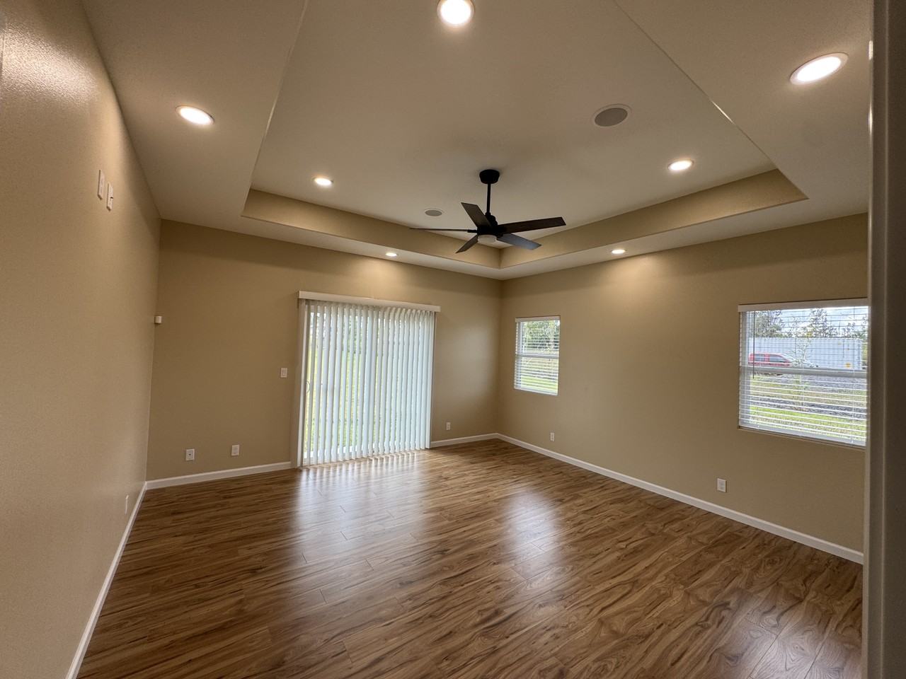 15-1628 15th Ave #15-1628 - Photo 5 of 13