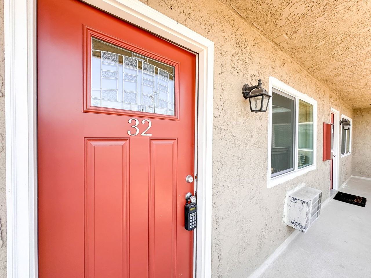 816 S. Marguerita Avenue - Photo 3 of 17