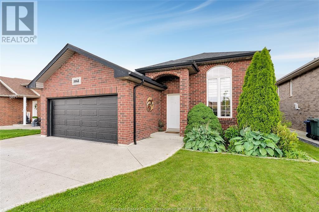 1068 Thunderbay Avenue - Photo 5 of 12