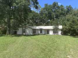 featured image of 357 Se Mohawk Way