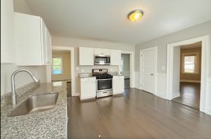 featured image of 24 Miller St #2