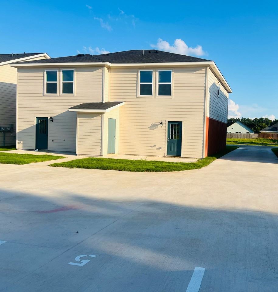 5905 Grayson St #5905 - Photo 2 of 21