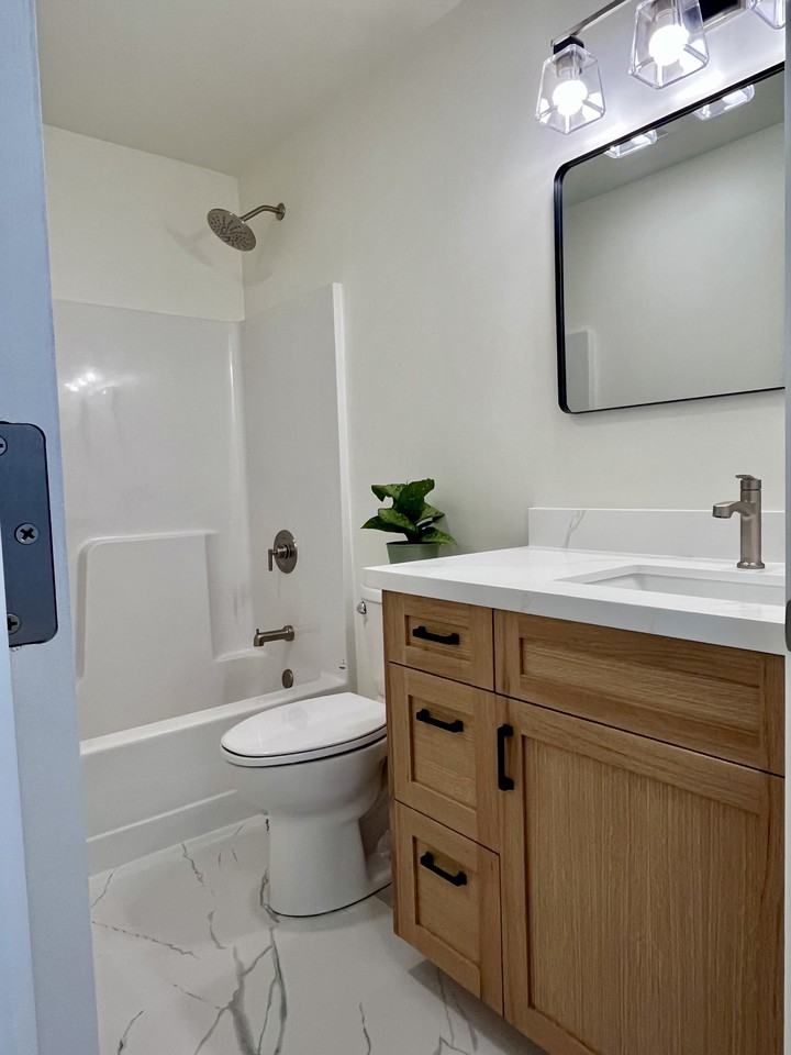 3205 N St #NA - Photo 3 of 14