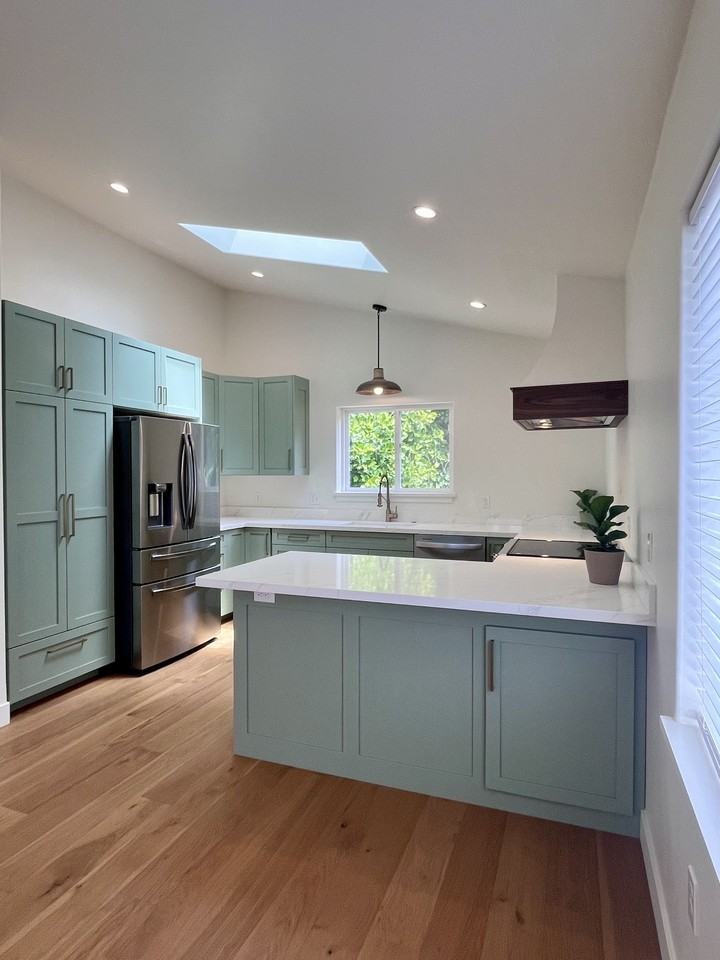 3205 N St #NA - Photo 4 of 14