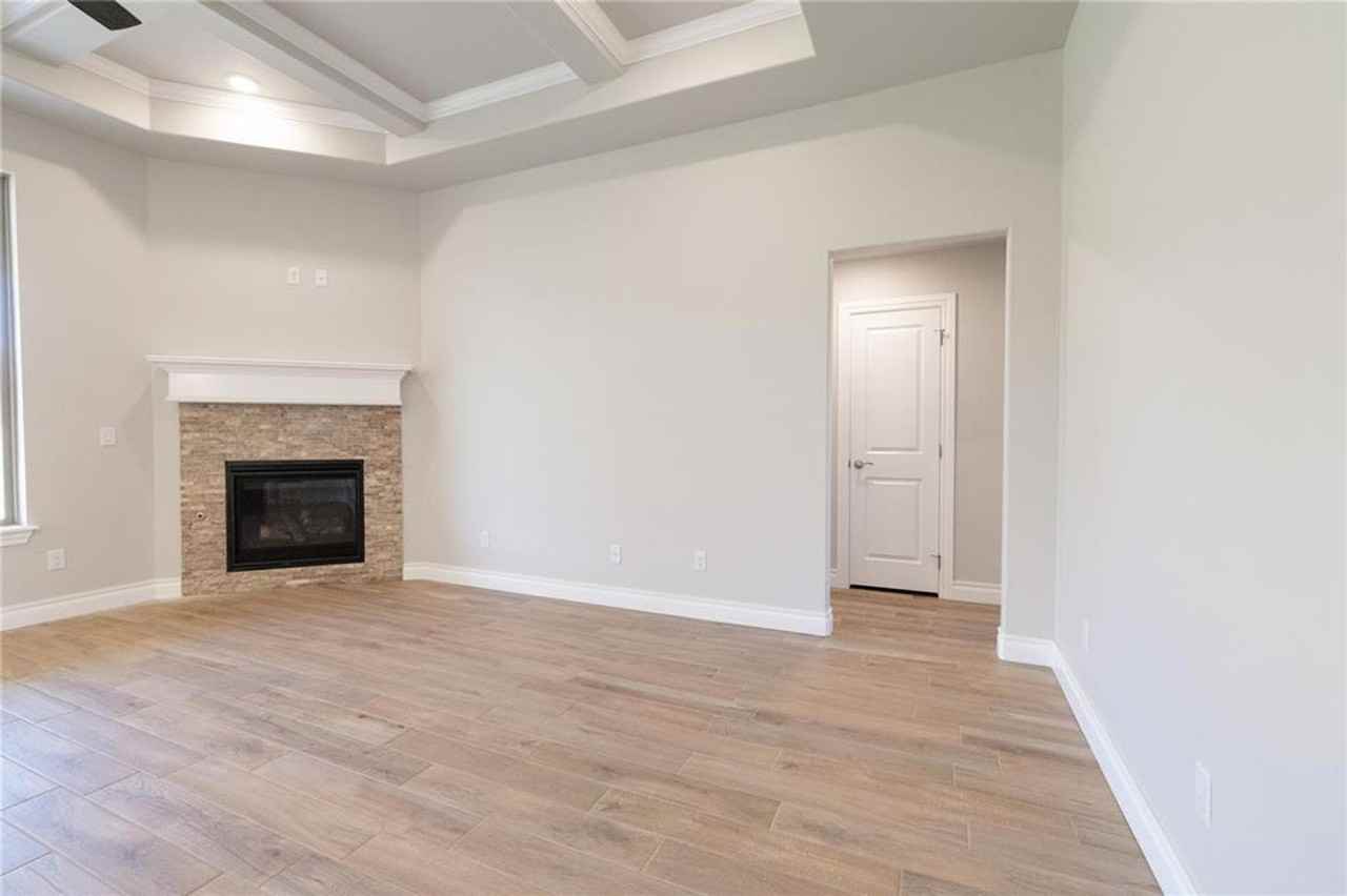 8833 Stark St - Photo 3 of 28