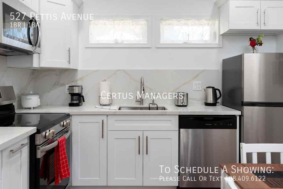 527 Pettis Ave - Photo 3 of 26