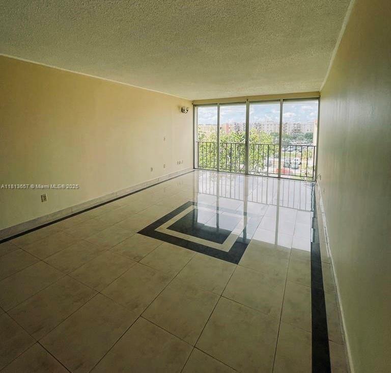 Fontainebleau Blvd #0 - Photo 3 of 27