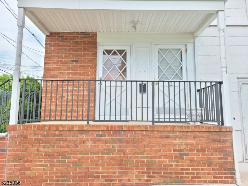 122 Somerset St #122 - Photo 2 of 22