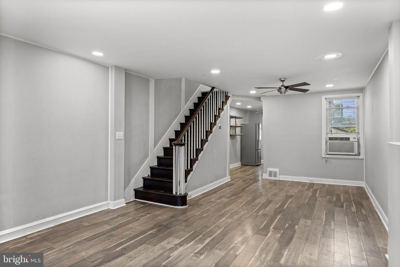 418 Vine St #418 - Photo 3 of 25