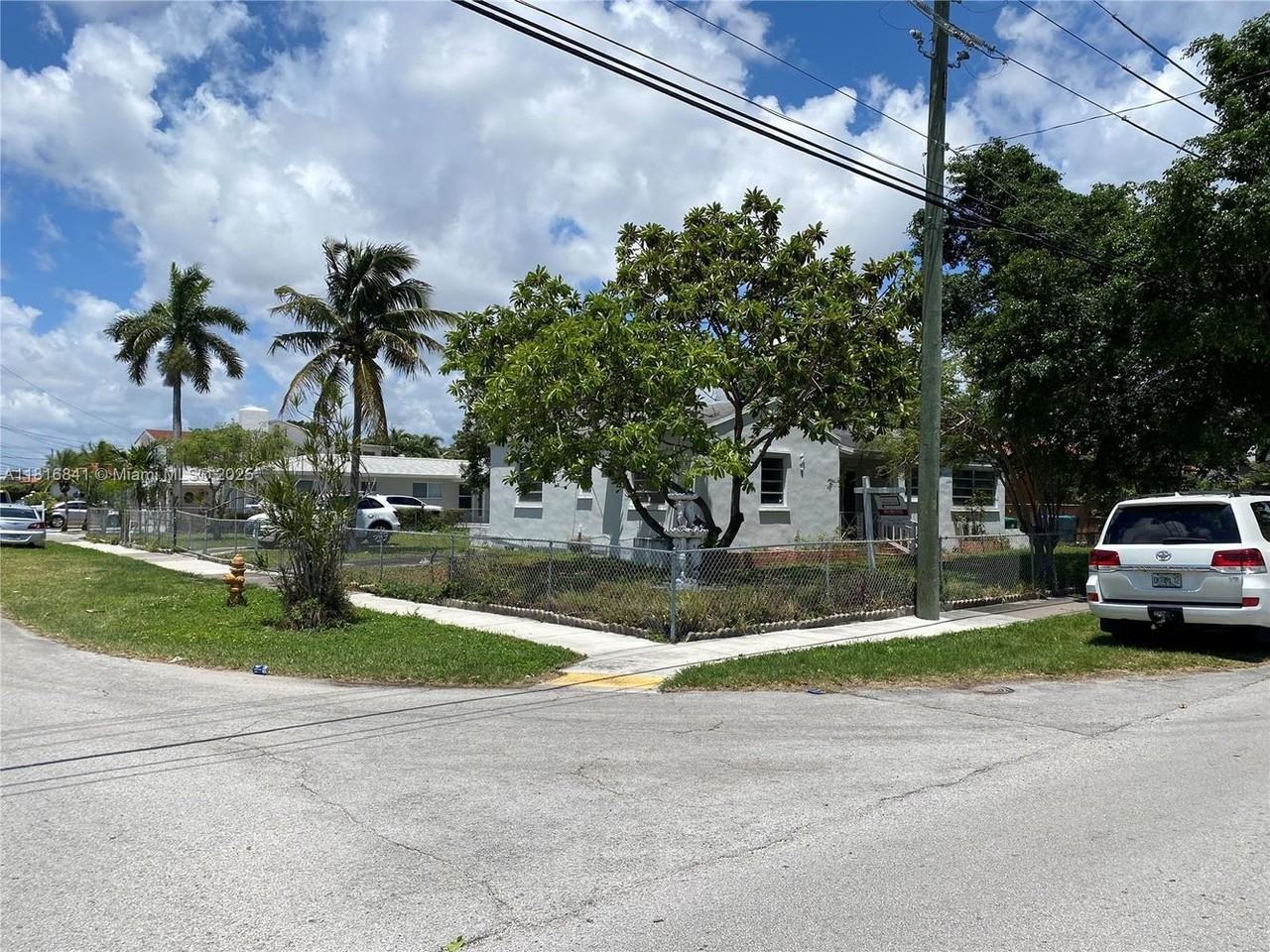 Sw Flagler Ter #0 - Photo 2 of 12