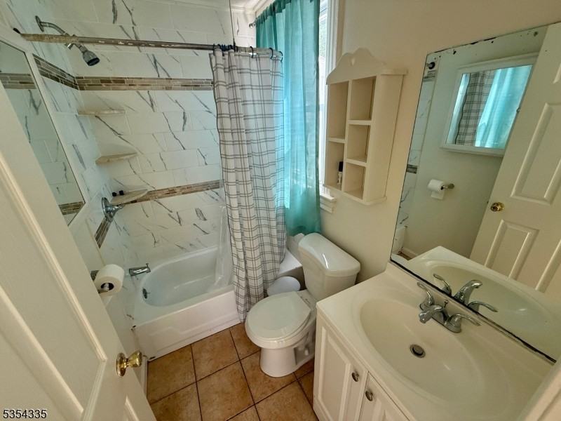 78 Belmont Ave #AA - Photo 3 of 8