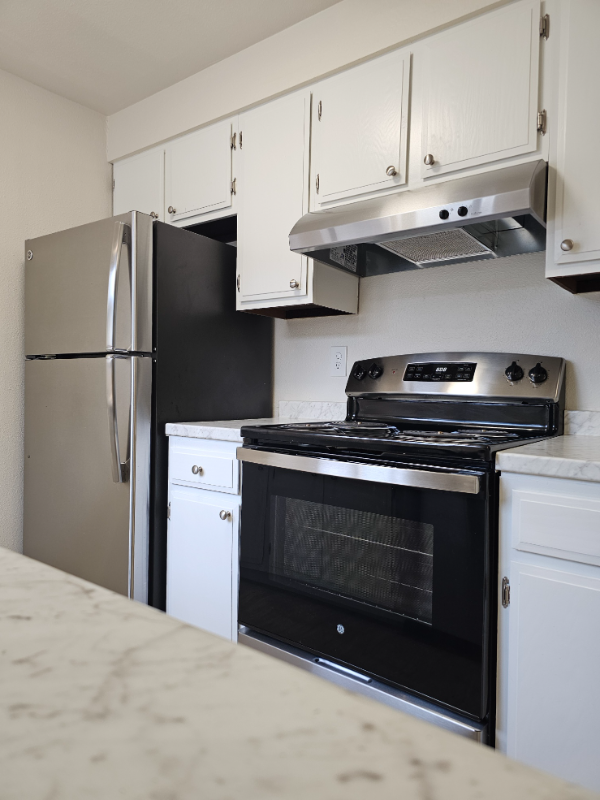 3032 60th Ave Sw #8 - Photo 3 of 15