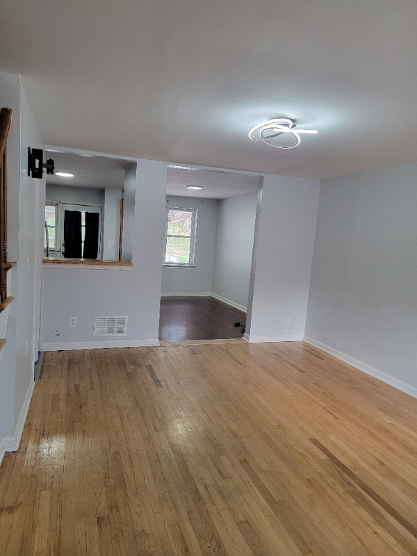 825 Umbra St #1 - Photo 3 of 17