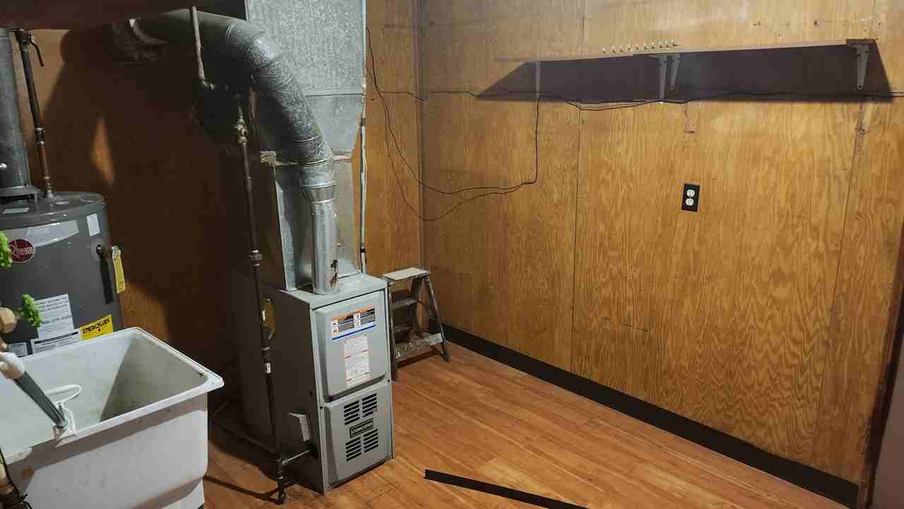 2291 Green Rd, Unit 1 - Photo 6 of 8