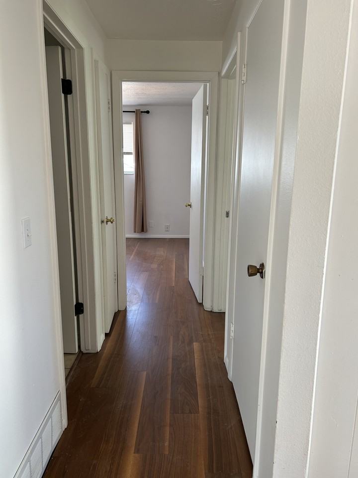 265 E 5900 S - Photo 7 of 28