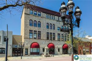 featured image of 535 Main St Apt 12 #12