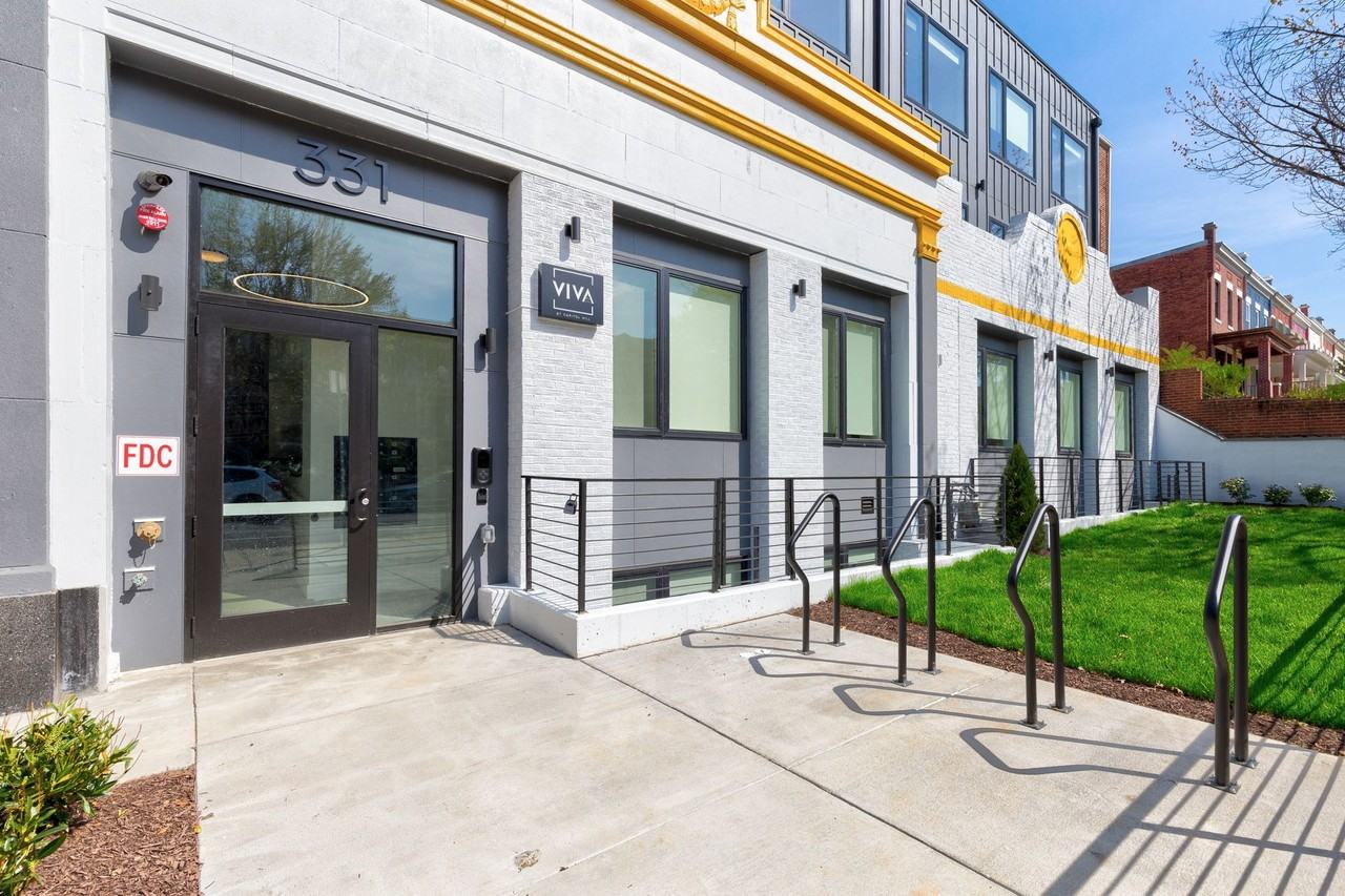 Viva at Capitol Hill - Photo 5 of 50