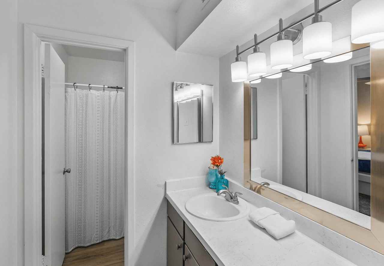 The Hayes Apartments - Photo 2 of 50