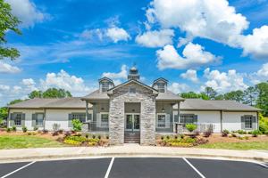 featured image of 685 Providence Main St Nw