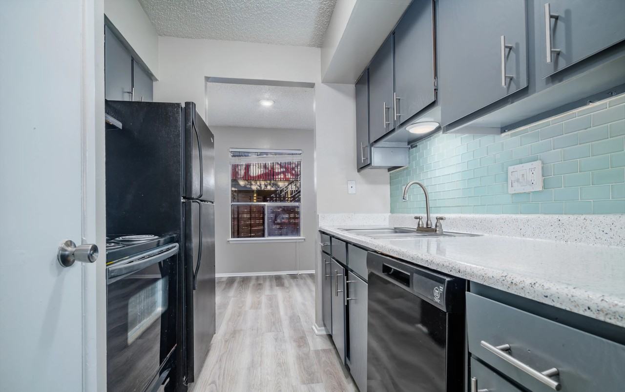 Chestnut Park - Photo 6 of 13