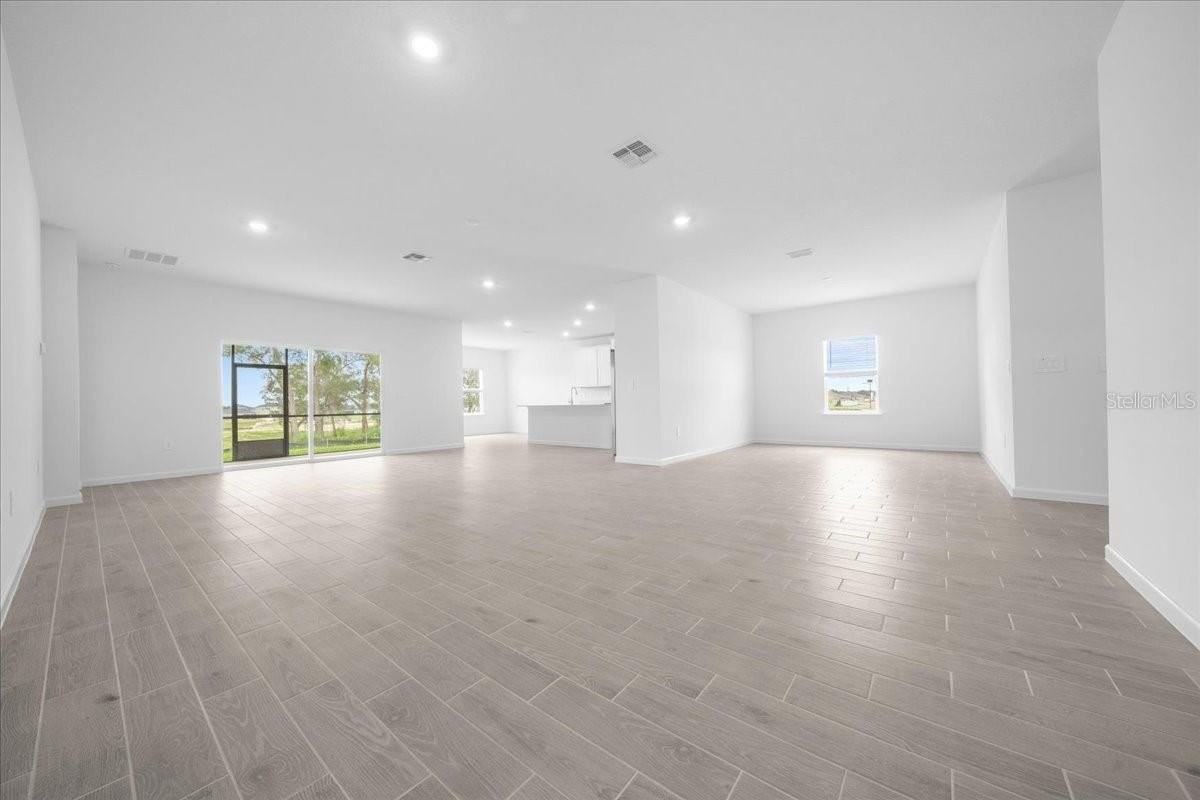 8885 Southwest 68th Terrace Road - Photo 2 of 39