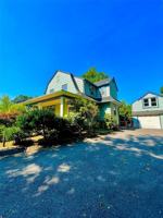 featured image of 19 Hanford Pl